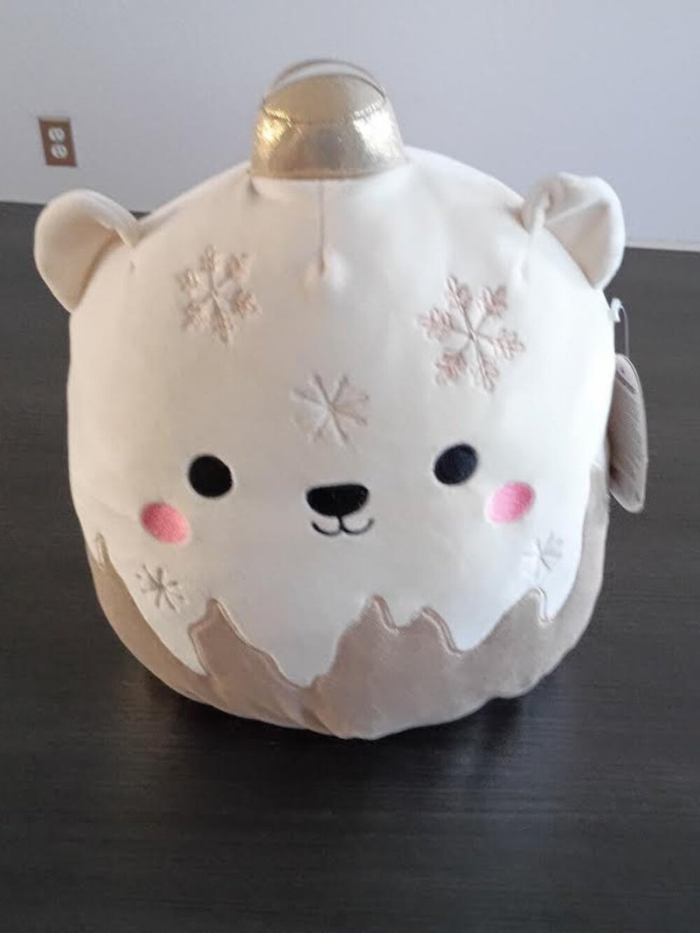 ORIGINAL SQUISHMALLOWS BROOKE THE POLAR BEAR ORNAMENT TAN SNOWFLAKE 12" TALL NWT